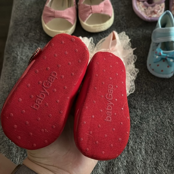 8 pairs of newborn girl shoes various brands - Picture 3 of 11